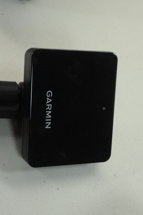 Garmin Approach R10 Launch Monitor with Case MINT!  #184455