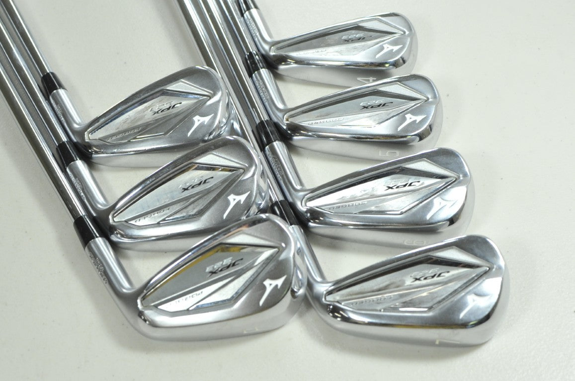 Mizuno JPX 923 4-PW Forged Iron Set Stiff Flex Right DG S300 105g Steel # 206600