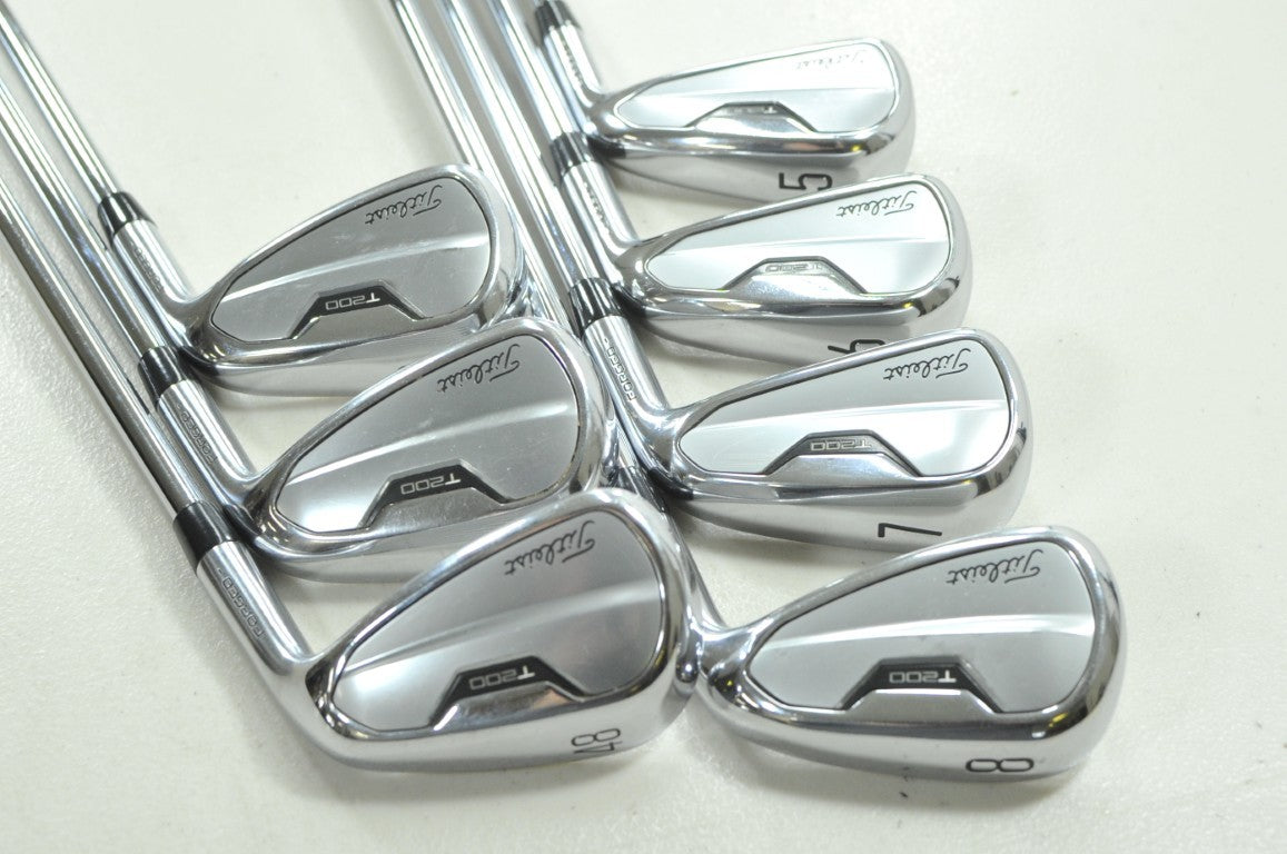 Titleist T200 2021 5-PW,48* Iron Set Regular Flex RH AMT Red R300 Steel # 209861