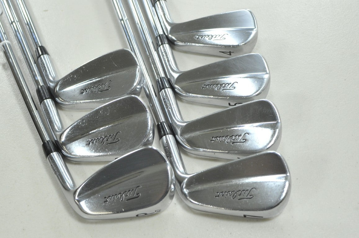 Titleist 620 MB 4-PW Iron Set X-Stiff Flex Right DG X100 Steel +1