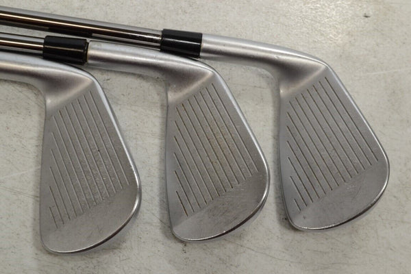 Mizuno JPX 900 Forged 4-9 Iron Set Right X-Stiff Catalyst 6.5 Graphite # 179345