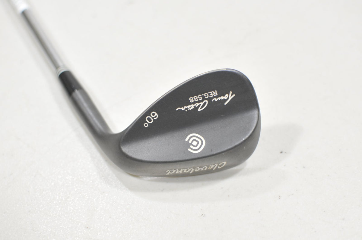 Cleveland 588 Tour Action Gunmetal 60° Wedge Right Steel #230557