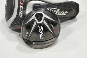 Titleist 915D2 10.5° Driver HEAD ONLY Right with Cover #230258